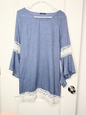 GIBIU USA Womens M Blue Boho Tunic Top White Crochet Lace Bell Sleeve Blouse